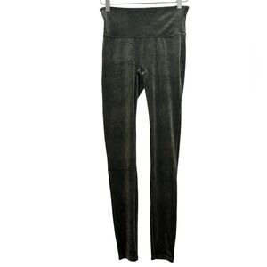 SPANX Velvet Dark Palm Green Leggings Size Medium✨